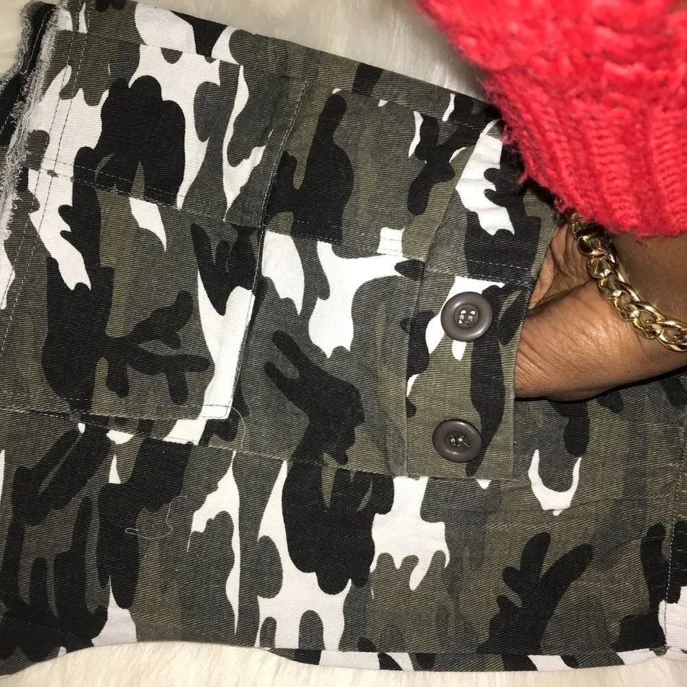 BETTER BE OLIVE/GREY CAMOUFLAGE SHORTS